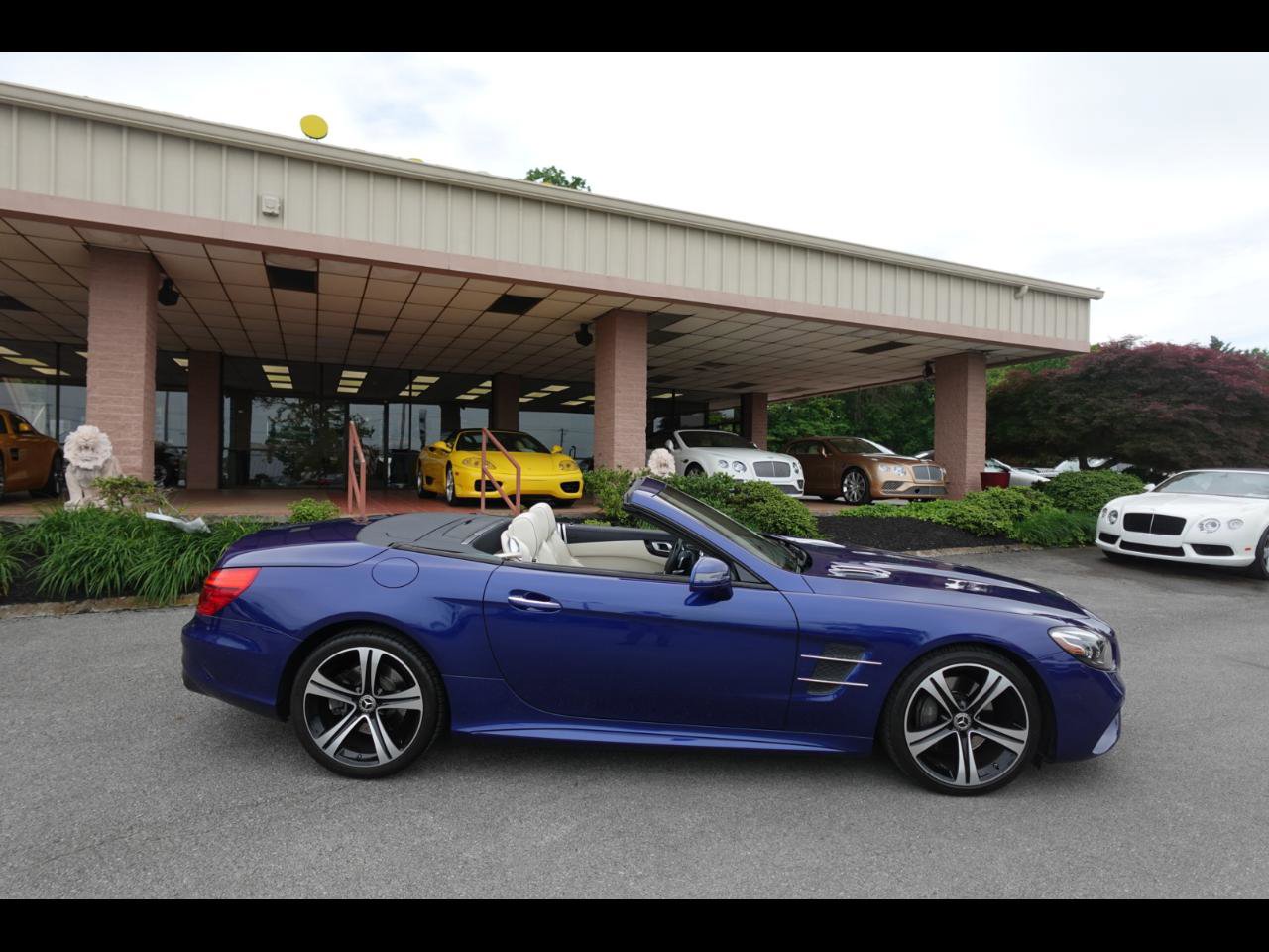 Used 2017 Mercedes-Benz SL 450 image 1