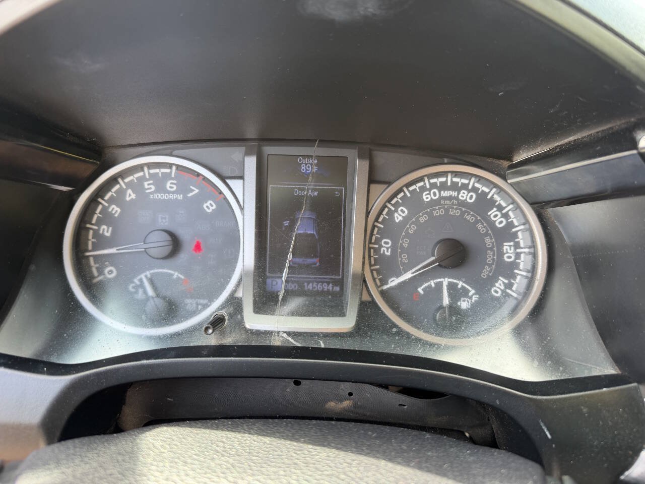Used 2016 Toyota Tacoma SR5 w/ Towing Package RWD image 8