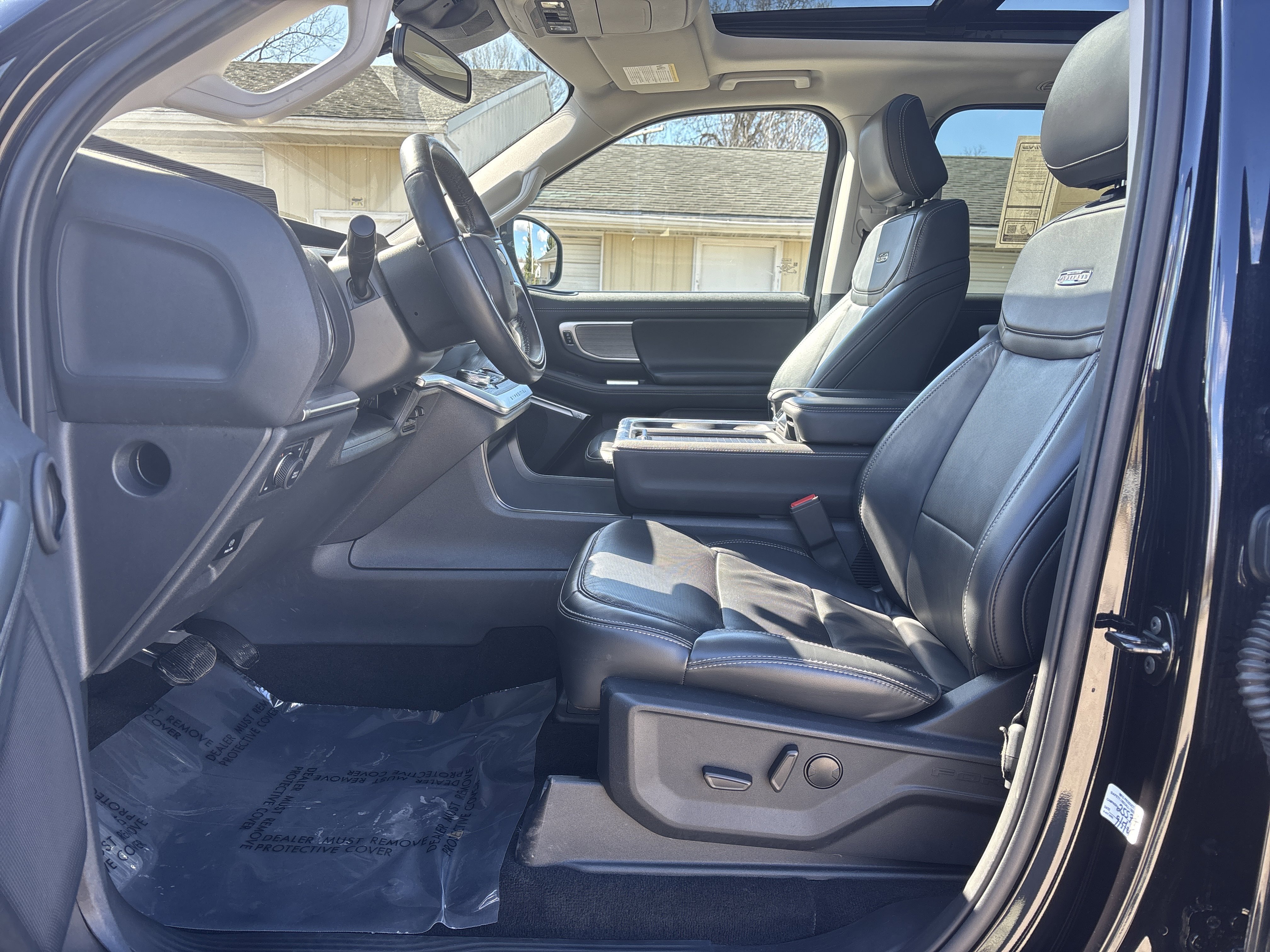 Used 2025 Ford Expedition Max Platinum AWD/4WD image 18