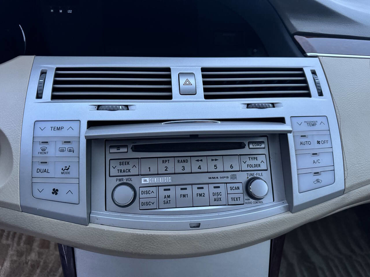 Used 2008 Toyota Avalon XLS image 28