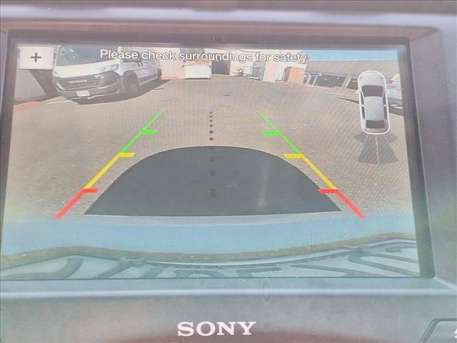Used 2017 Ford Fusion Energi Titanium FWD image 11