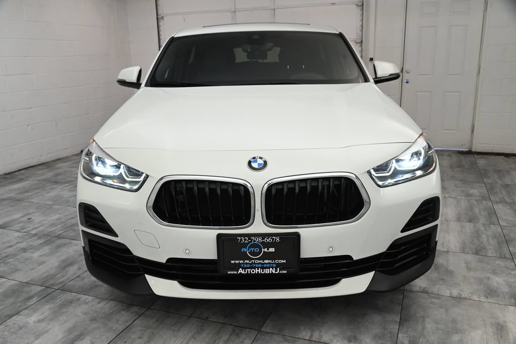 Used 2022 BMW X2 xDrive28i w/ Convenience Package AWD/4WD image 3
