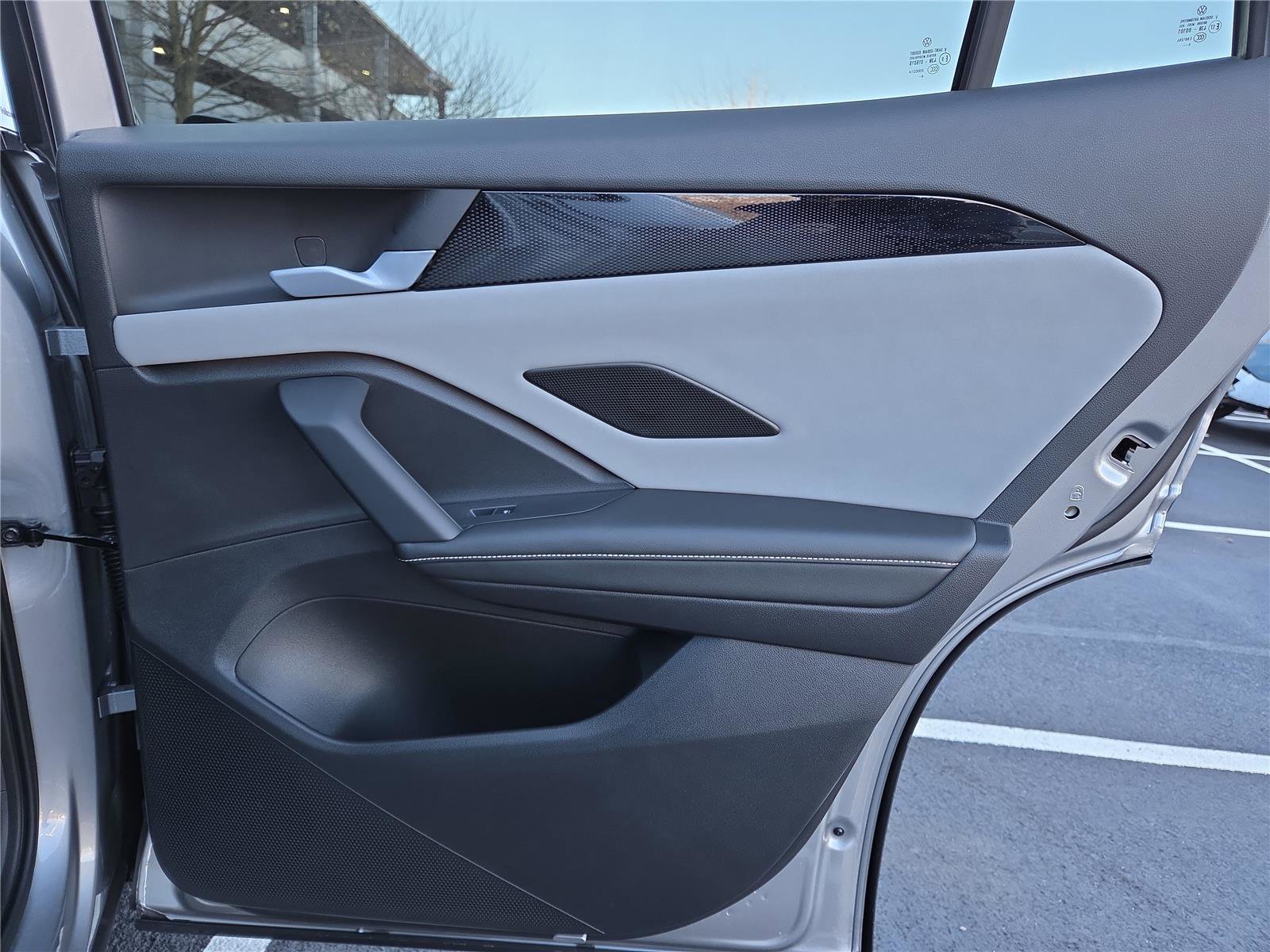 New 2026 Volkswagen Tiguan SE image 30