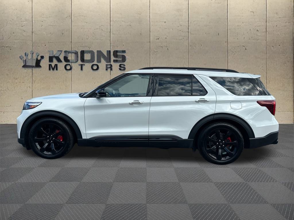Used 2023 Ford Explorer ST w/ Equipment Group 401A image 4