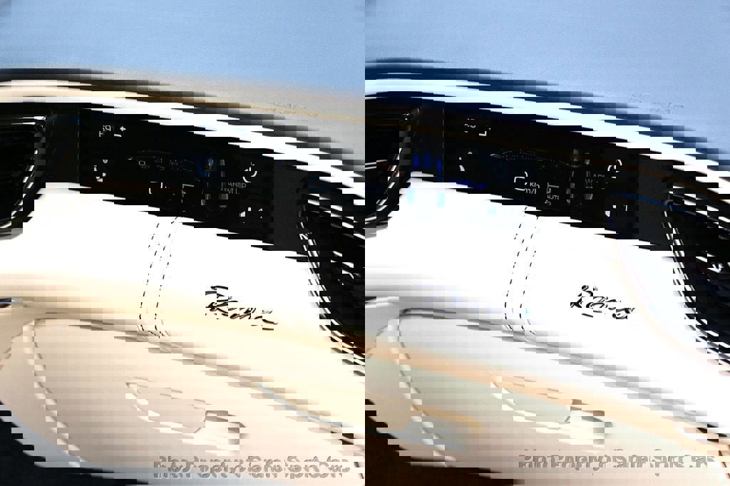 Used 2022 Ferrari Roma image 23