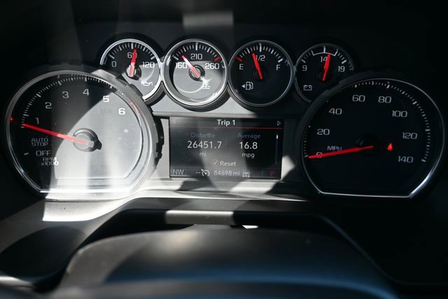 Used 2021 Chevrolet Suburban RST w/ Luxury Package image 15