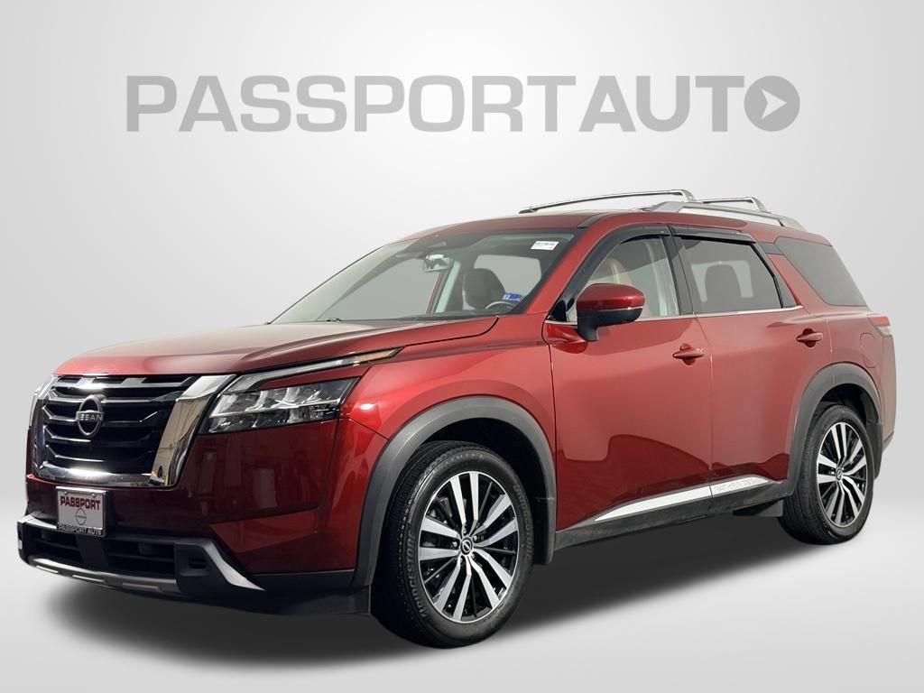 Used 2023 Nissan Pathfinder Platinum w/ Lighting Package (N92)