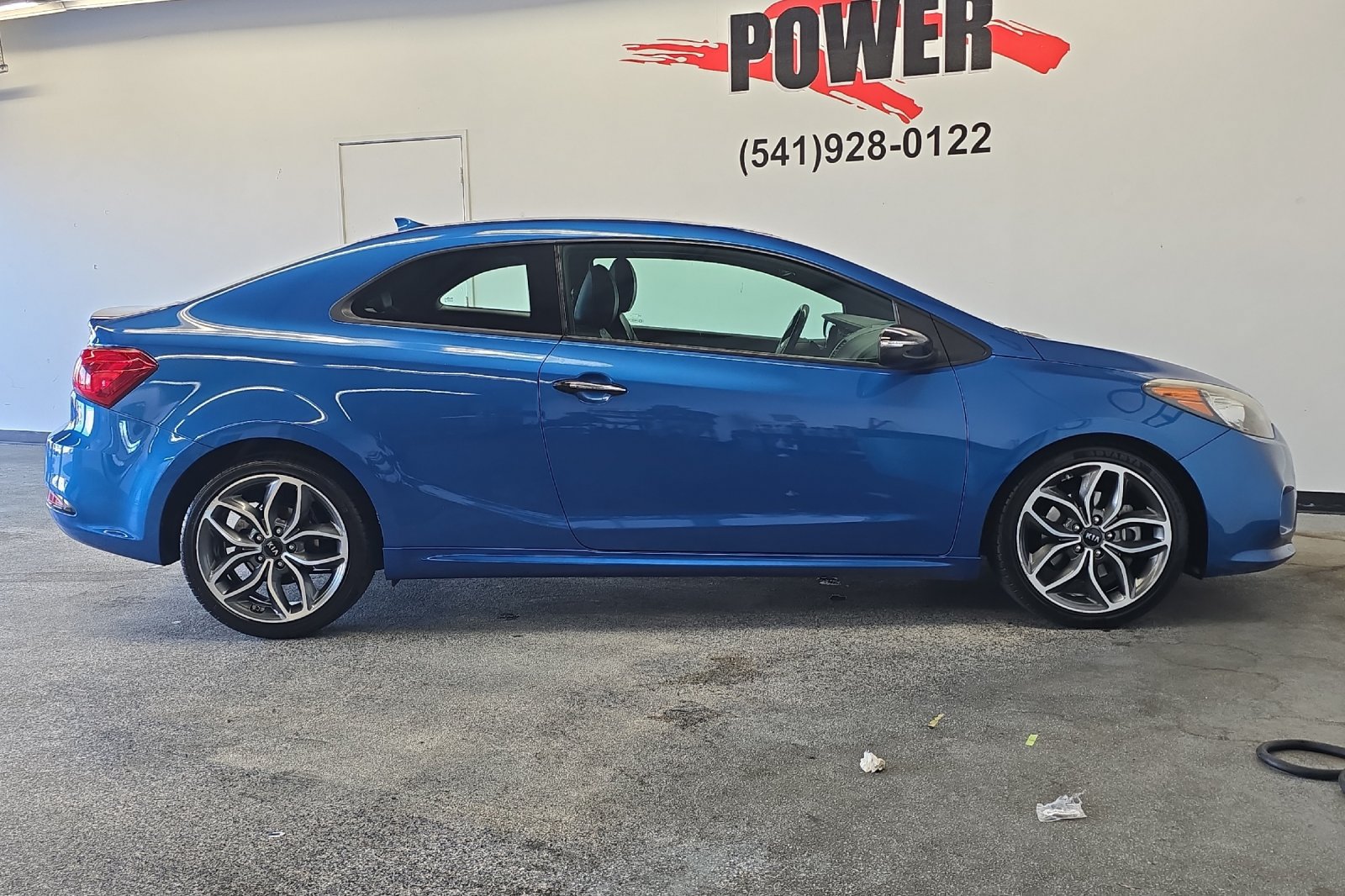 Used 2015 Kia Forte Koup SX FWD image 2