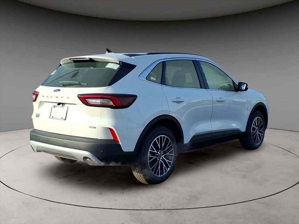 New 2026 Ford Escape SE w/ PHEV Premium Package FWD image 9