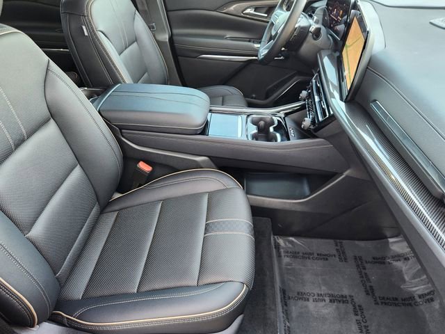 Used 2025 Chevrolet Traverse High Country FWD image 20