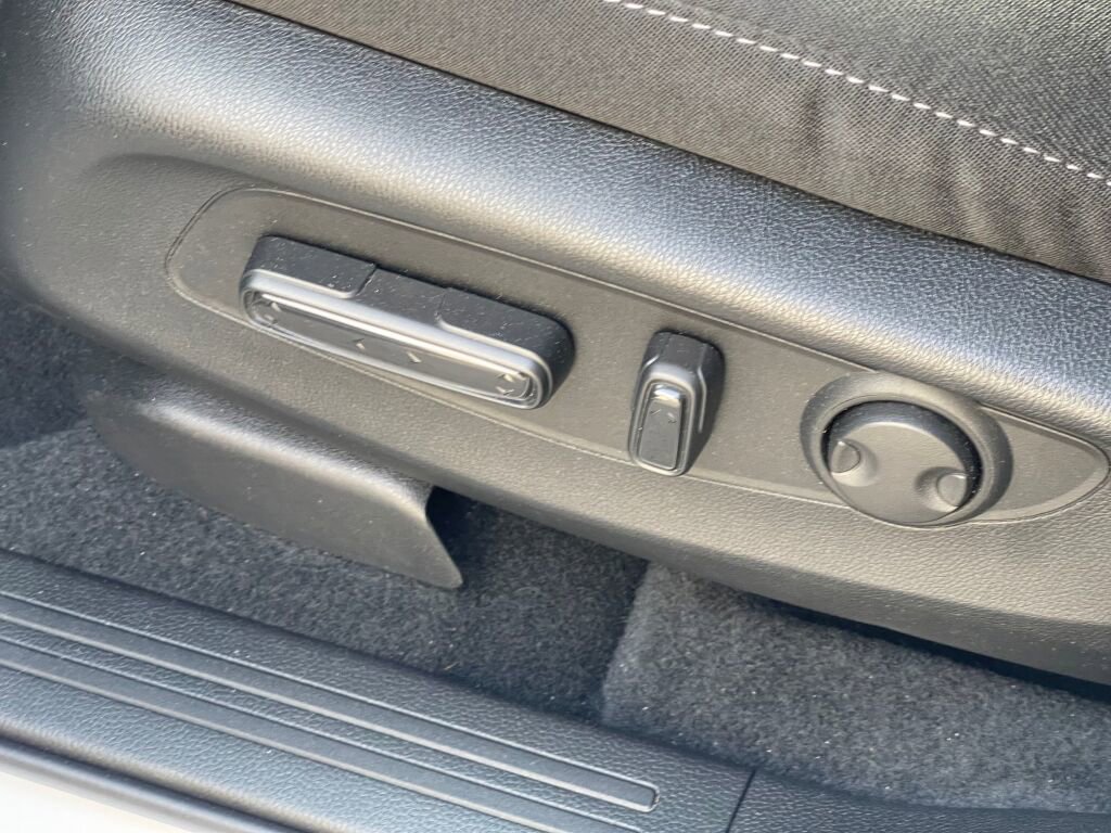 Used 2024 Honda CR-V EX image 11