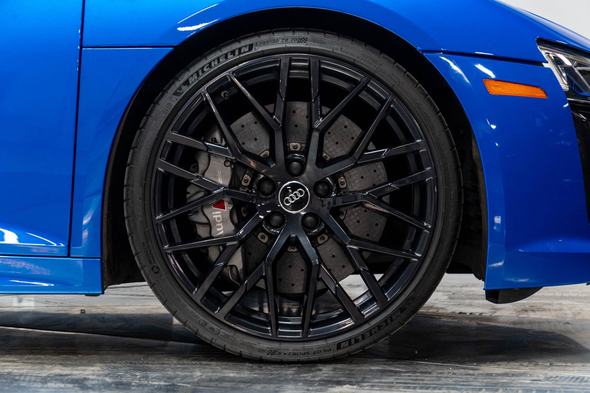 Used 2017 Audi R8 V10 plus AWD/4WD image 20
