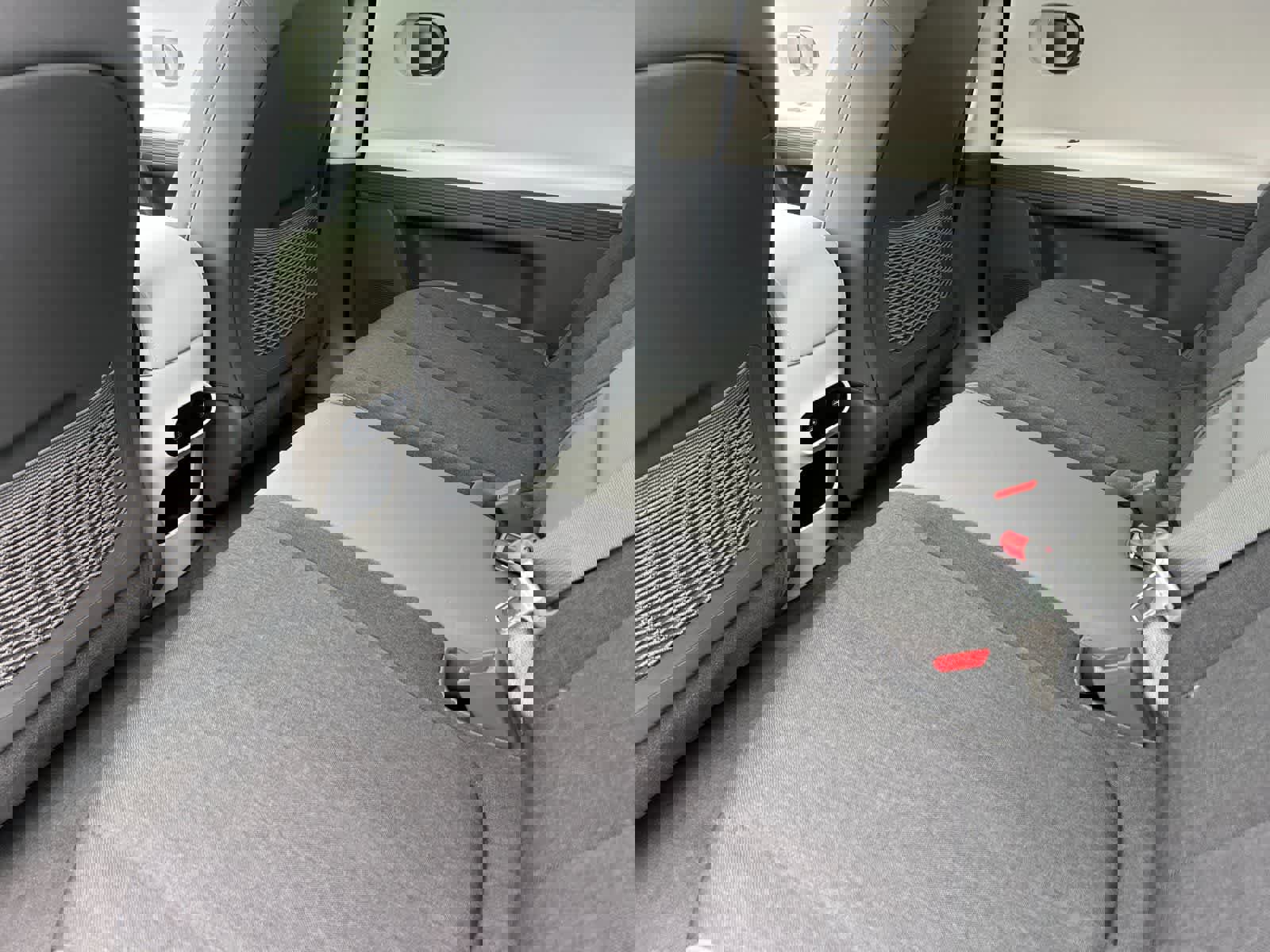 New 2025 Hyundai Ioniq 5 SE image 4