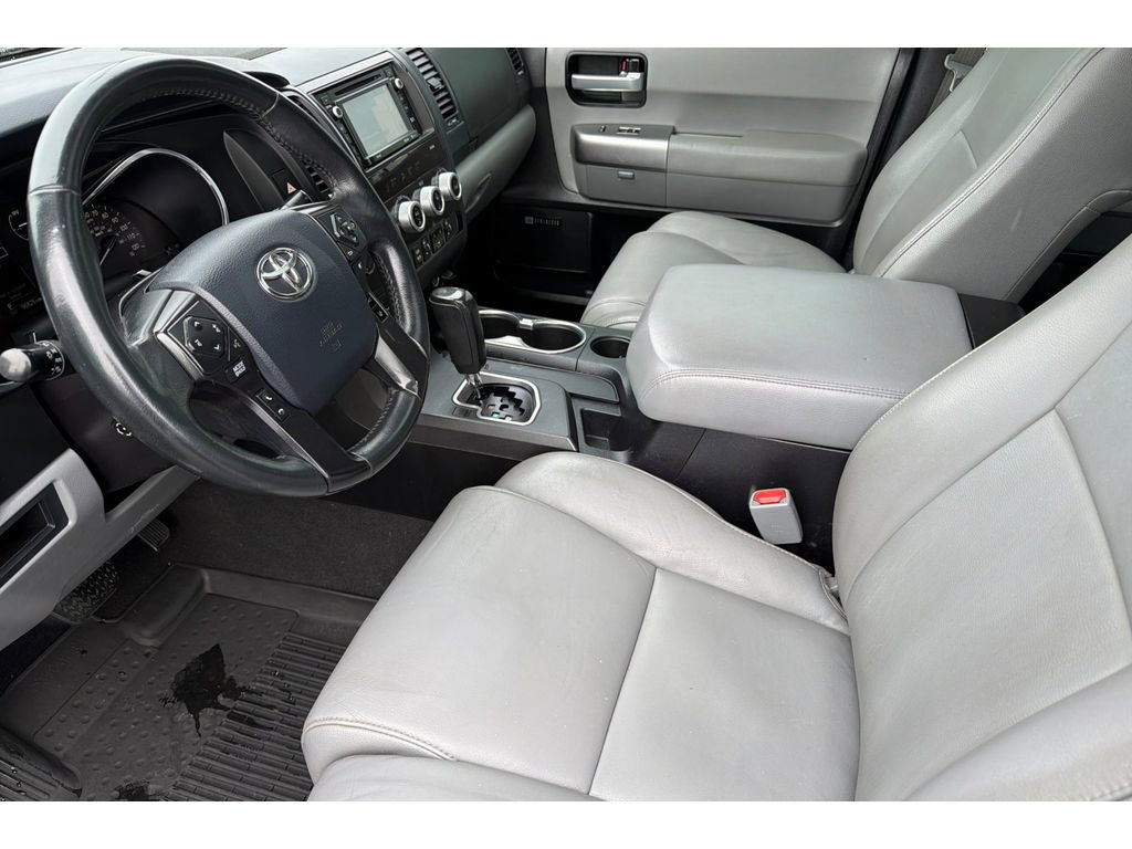 Used 2019 Toyota Sequoia Limited w/ Safety & Convenience Package image 12