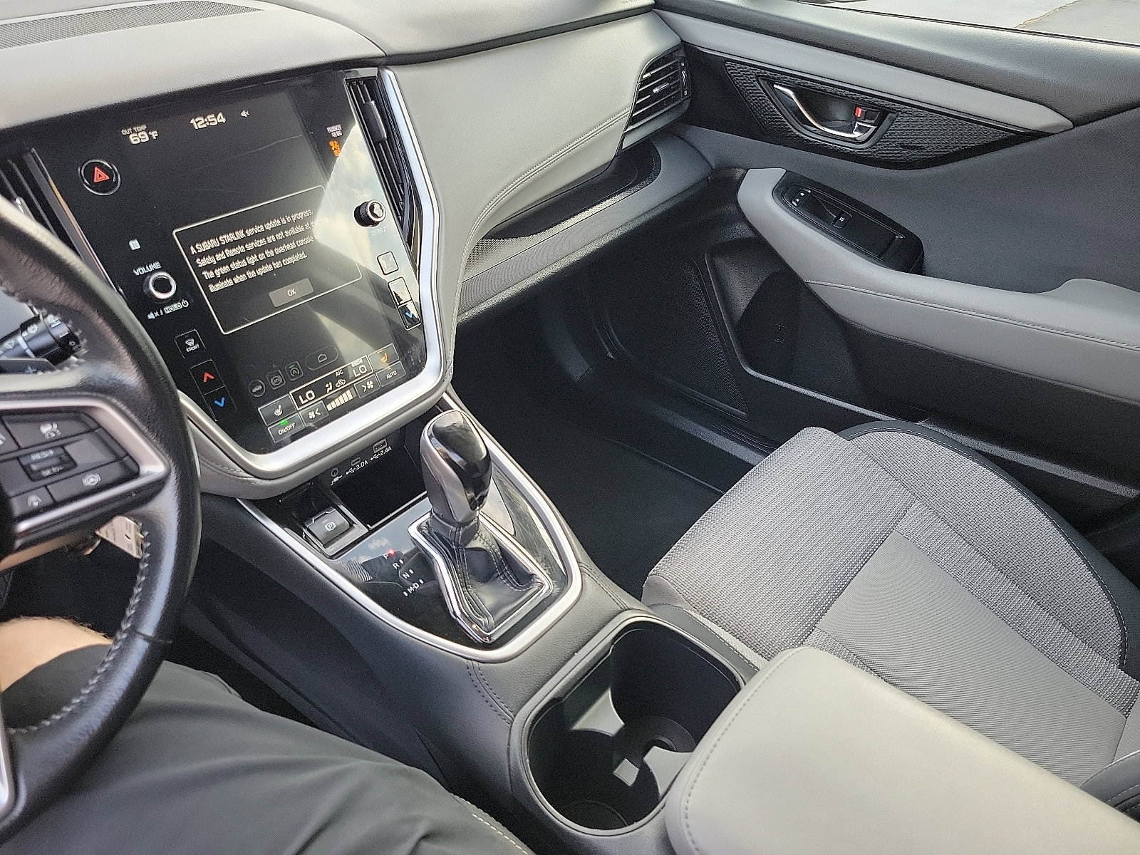 Used 2023 Subaru Outback Premium image 13