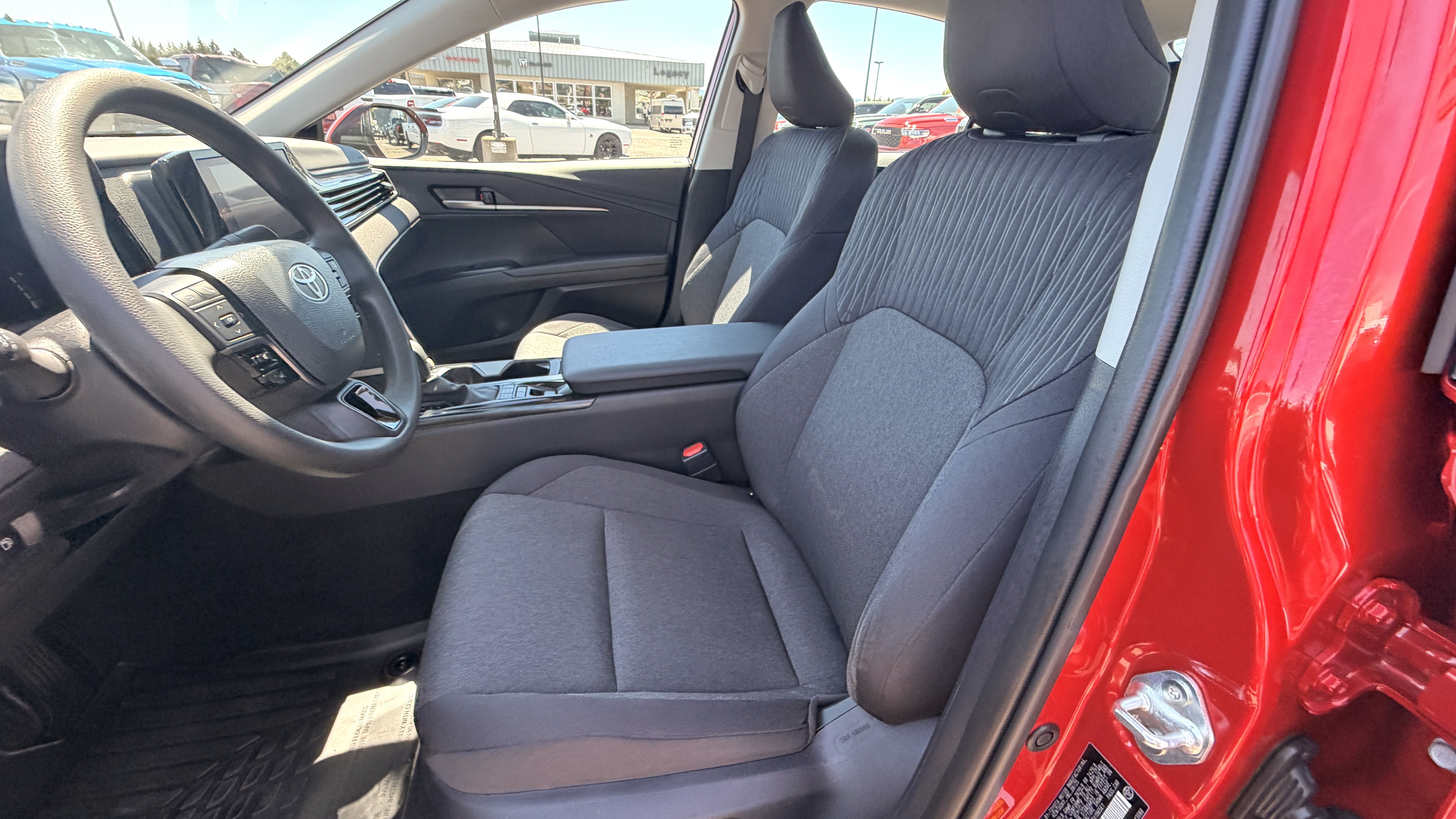 Used 2025 Toyota Camry LE w/ Convenience Package FWD image 20