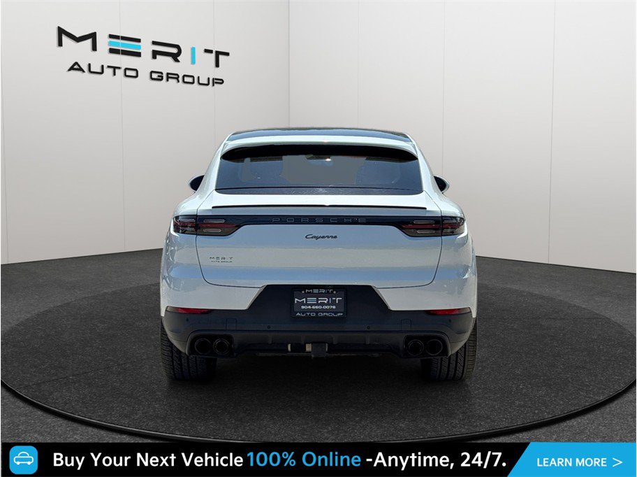 Used 2022 Porsche Cayenne Platinum Edition AWD/4WD image 7