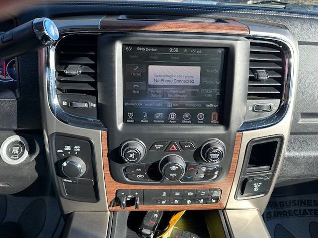 Used 2013 RAM 2500 Laramie w/ Cold Weather Group AWD/4WD image 16