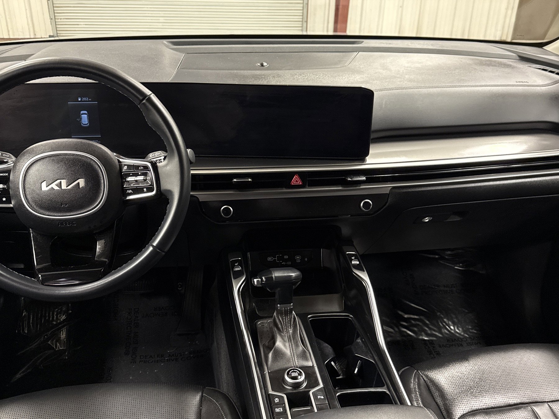 Used 2024 Kia Sorento S w/ Panoramic Sunroof Package image 21