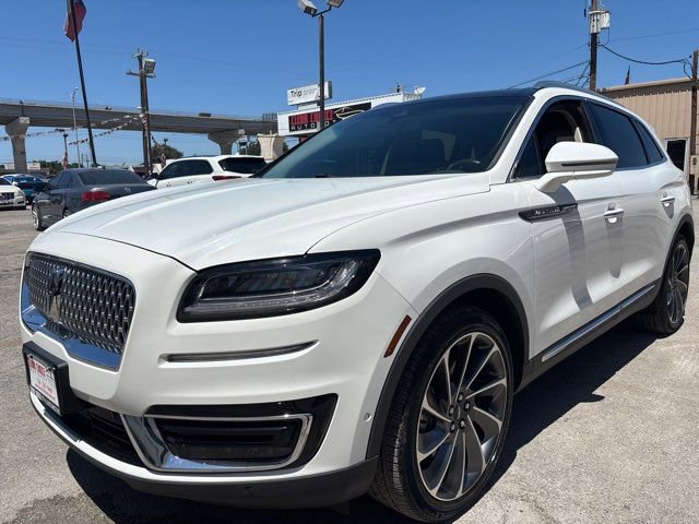 Used 2020 Lincoln Nautilus Reserve w/ Equipment Group 201A image 3