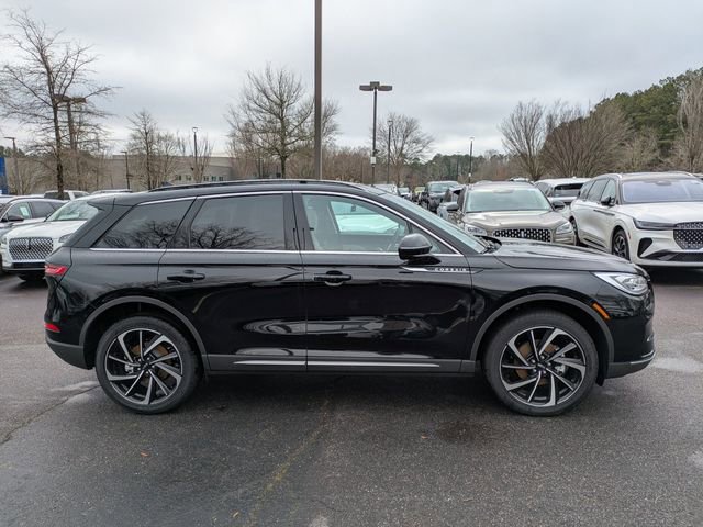 New 2026 Lincoln Corsair Reserve image 3