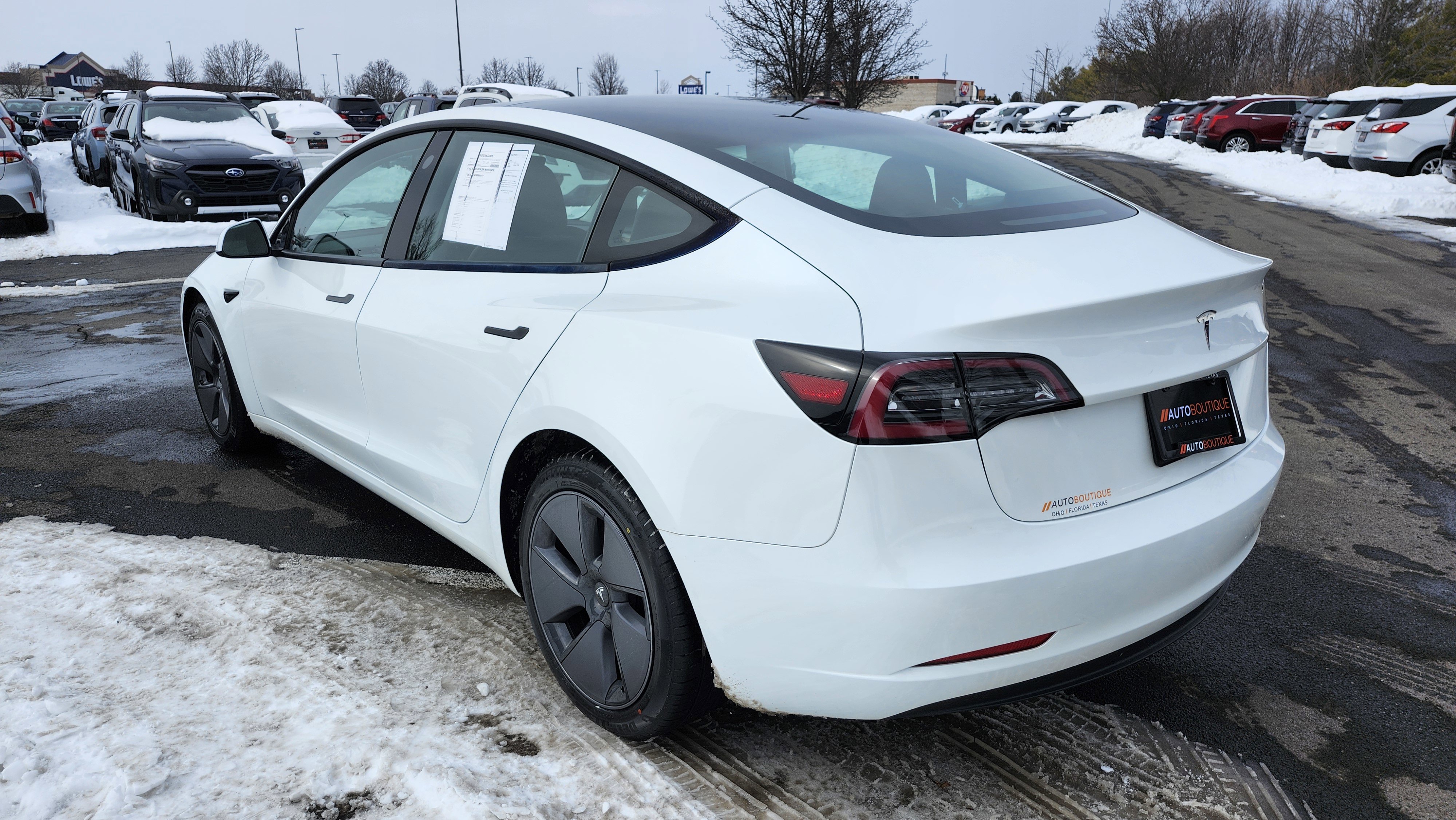 Used 2023 Tesla Model 3 Standard Range image 15
