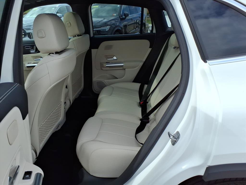 Used 2026 Mercedes-Benz GLA 250 4MATIC image 12