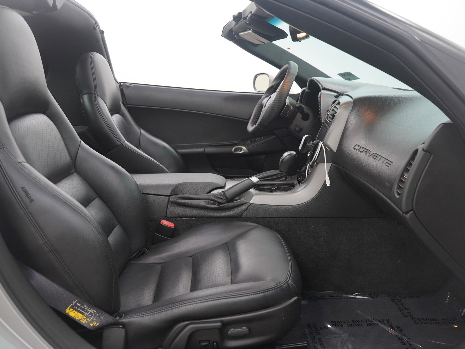 Used 2007 Chevrolet Corvette Coupe w/ Preferred Equipment Group RWD image 12