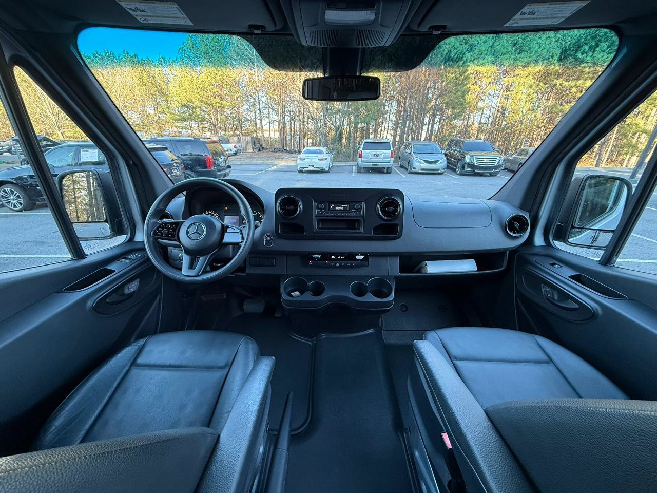 Used 2019 Mercedes-Benz Sprinter 1500 image 7