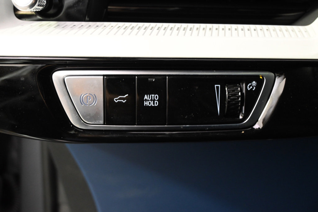 New 2026 Cadillac Optiq Luxury 2 w/ LPO, Floor Liner Package AWD/4WD image 24