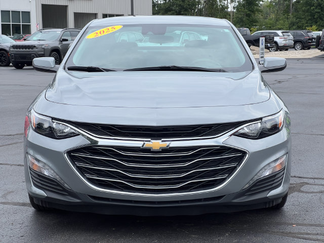 Used 2025 Chevrolet Malibu LT FWD image 34