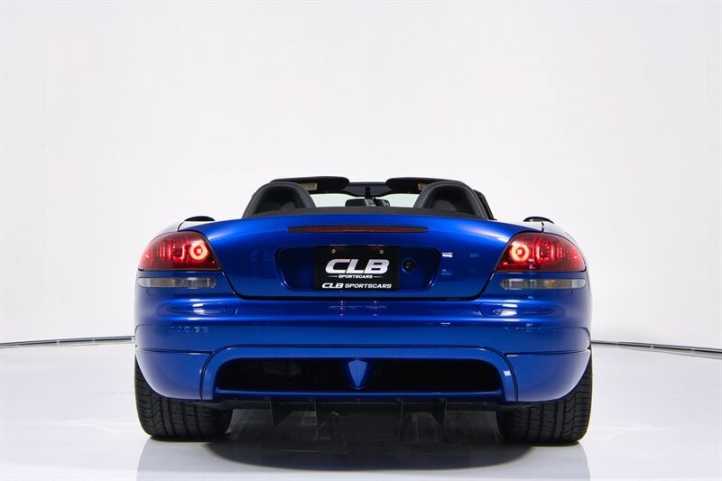Used 2006 Dodge Viper SRT-10 RWD image 10