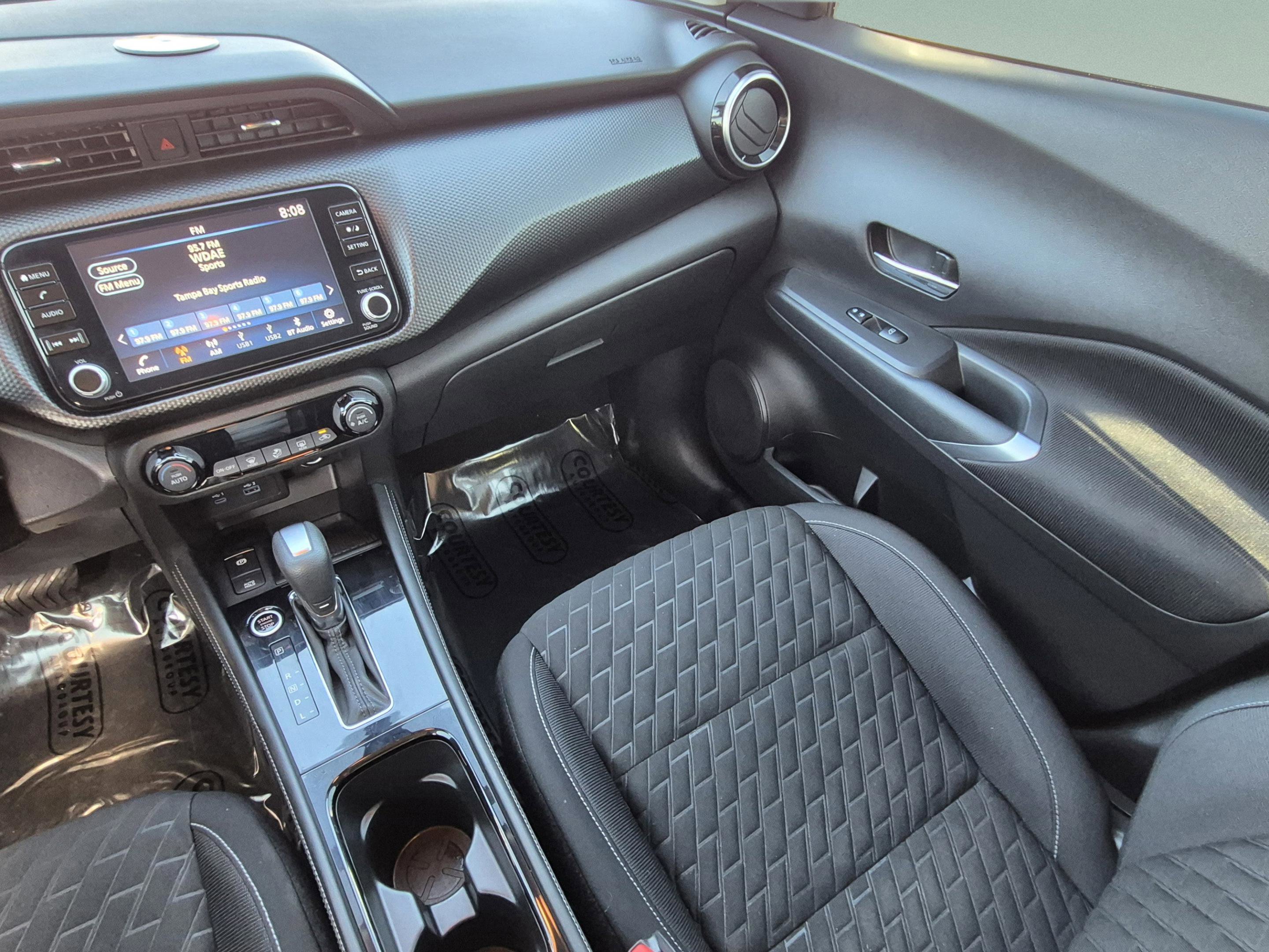 Certified 2022 Nissan Kicks SV FWD image 15