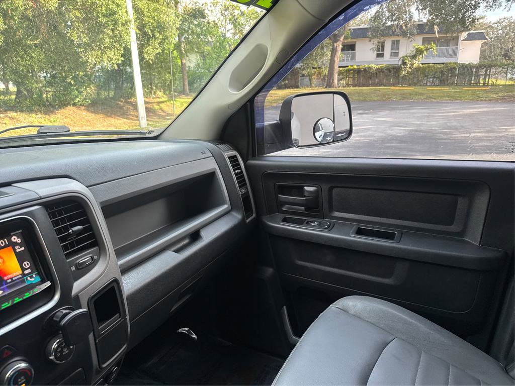Used 2016 RAM 2500 Tradesman w/ Chrome Appearance Group RWD image 19