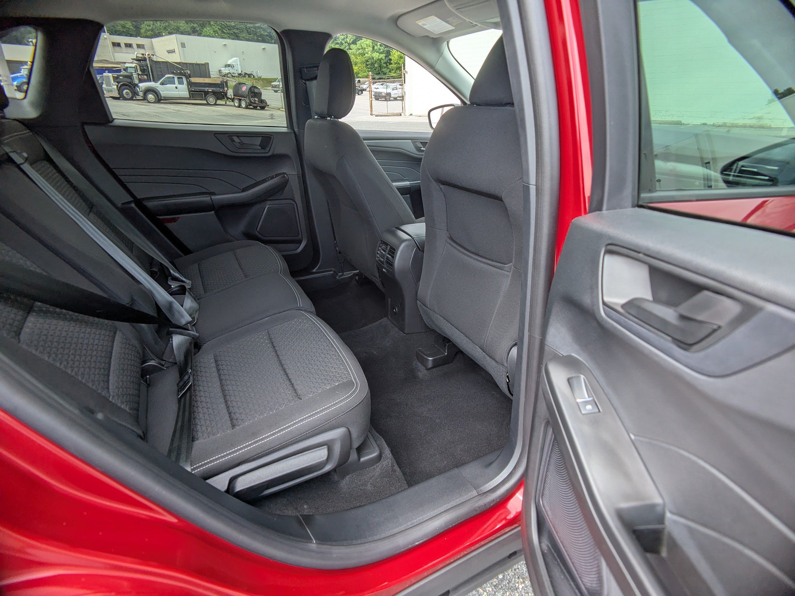 Used 2023 Ford Escape Active w/ Tech Pack #1 AWD/4WD image 13