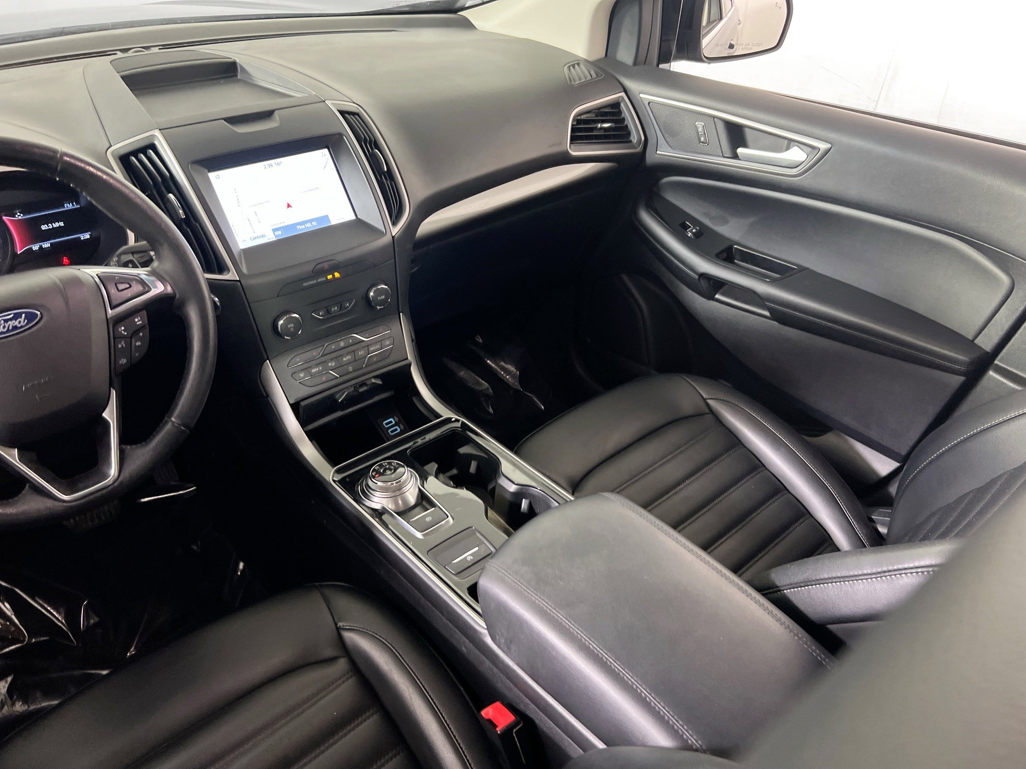 Used 2020 Ford Edge SEL w/ Convenience Package AWD/4WD image 23