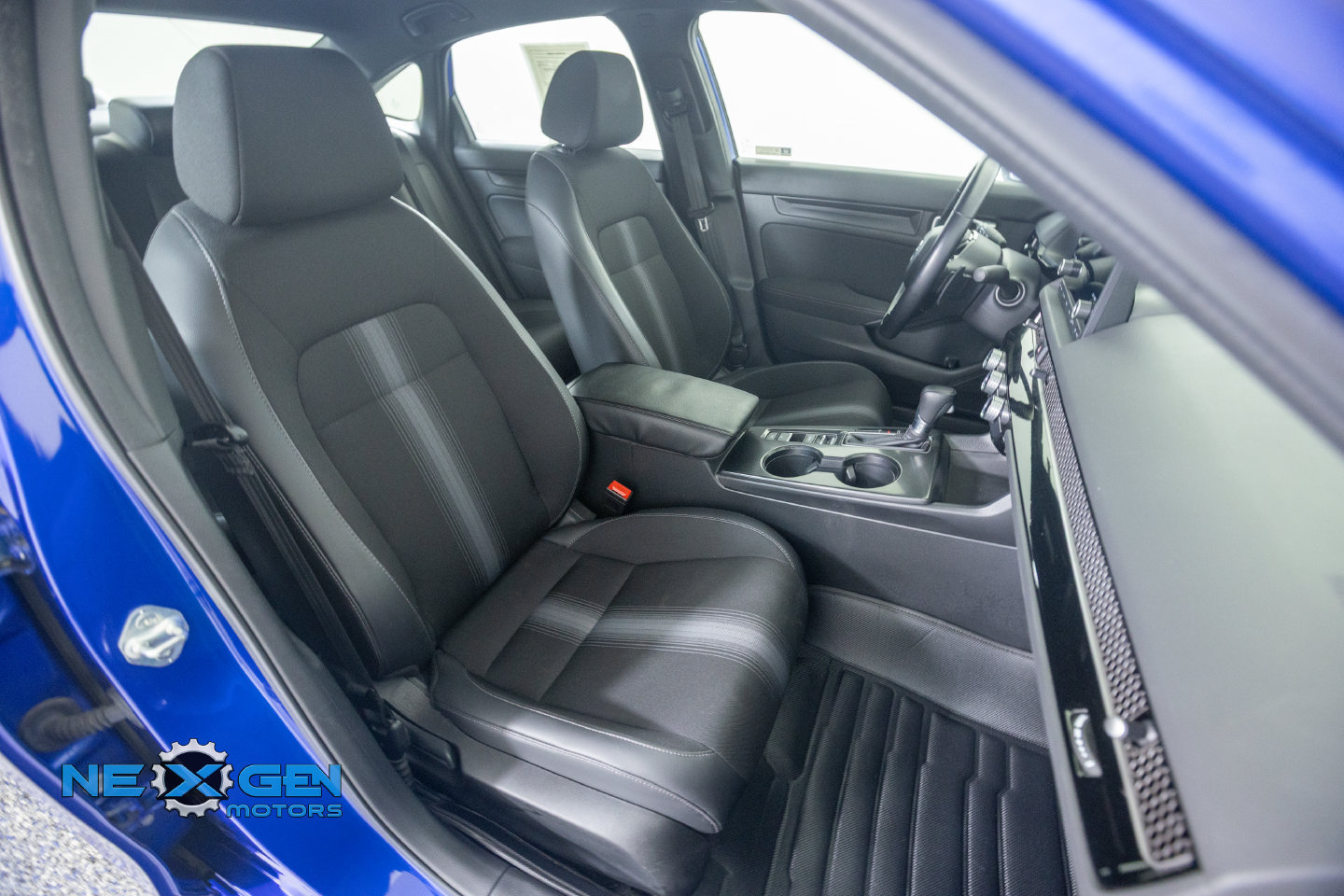 Used 2024 Honda Civic Sport image 9