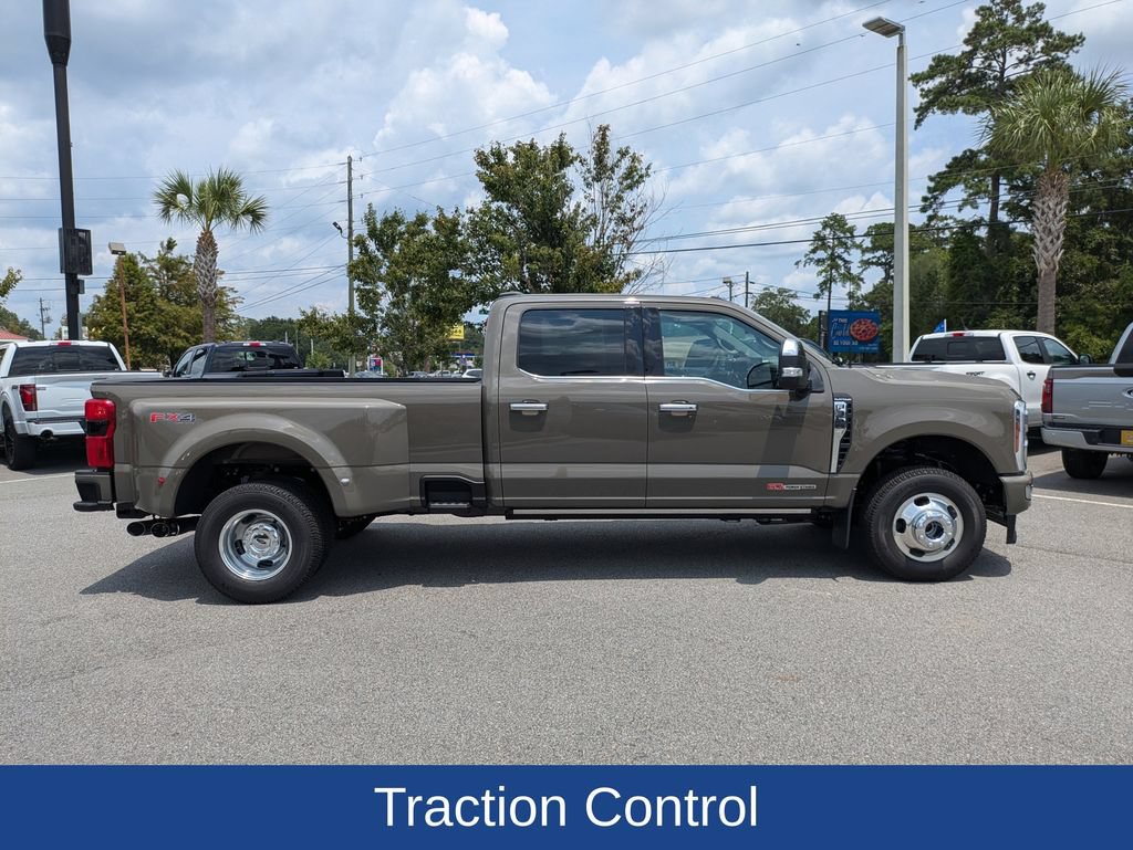 New 2026 Ford F350 Platinum w/ Platinum Plus Package AWD/4WD image 3