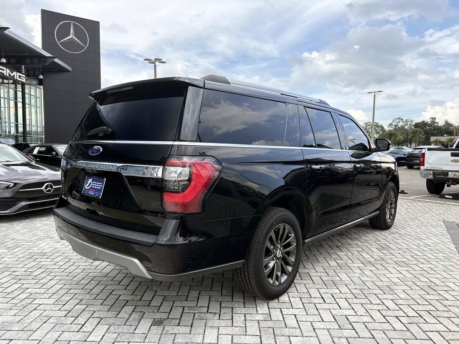 Used 2021 Ford Expedition Max Limited RWD image 5