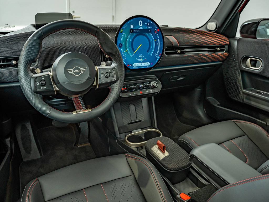 Certified 2025 MINI Cooper S FWD image 31
