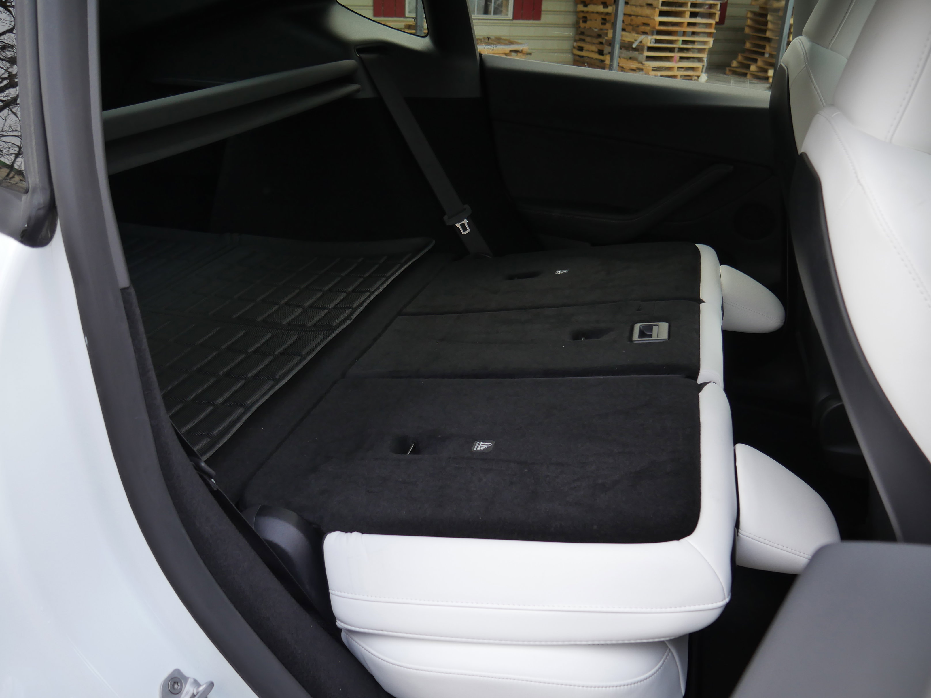 Used 2023 Tesla Model Y Long Range image 20