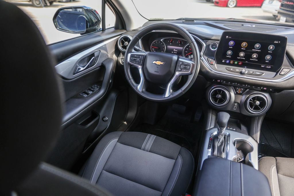 Used 2024 Chevrolet Blazer LT w/ Convenience Package FWD image 25