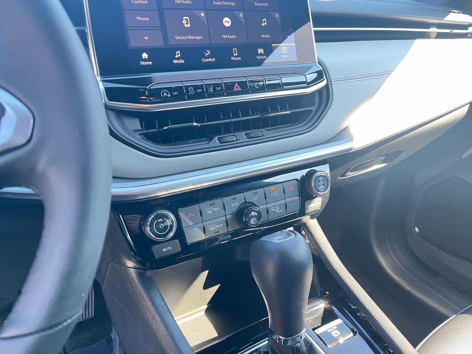 Used 2025 Jeep Compass Limited AWD/4WD image 18