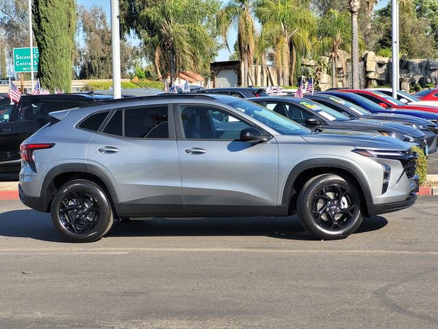 New 2026 Chevrolet Trax LT FWD image 3