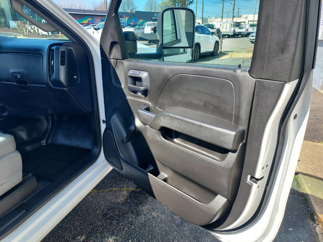 Used 2015 Chevrolet Silverado 3500 W/T image 12