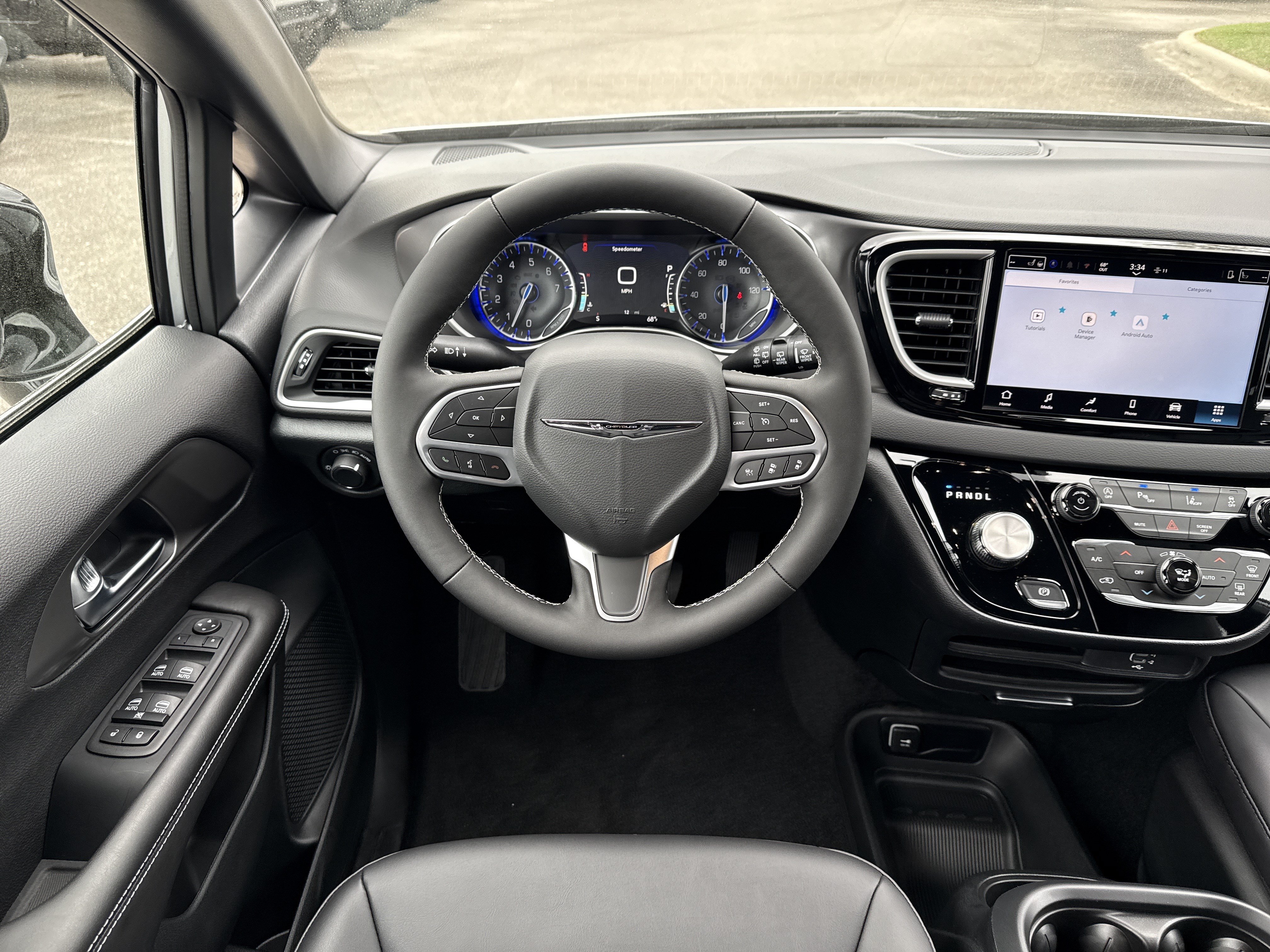 New 2026 Chrysler Voyager LX FWD image 25