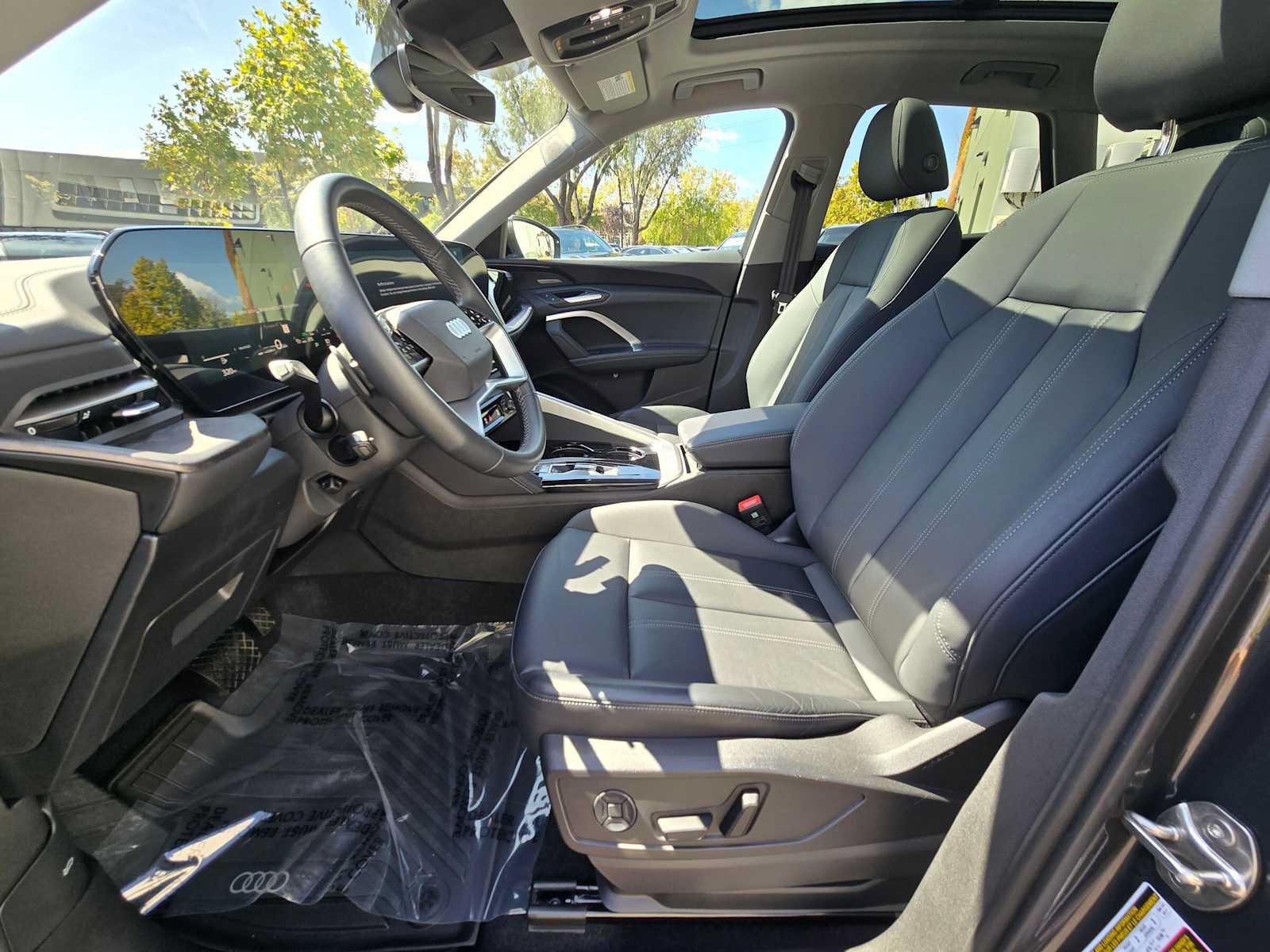 Used 2025 Audi Q5 Premium Plus w/ Premium Plus AWD/4WD image 20