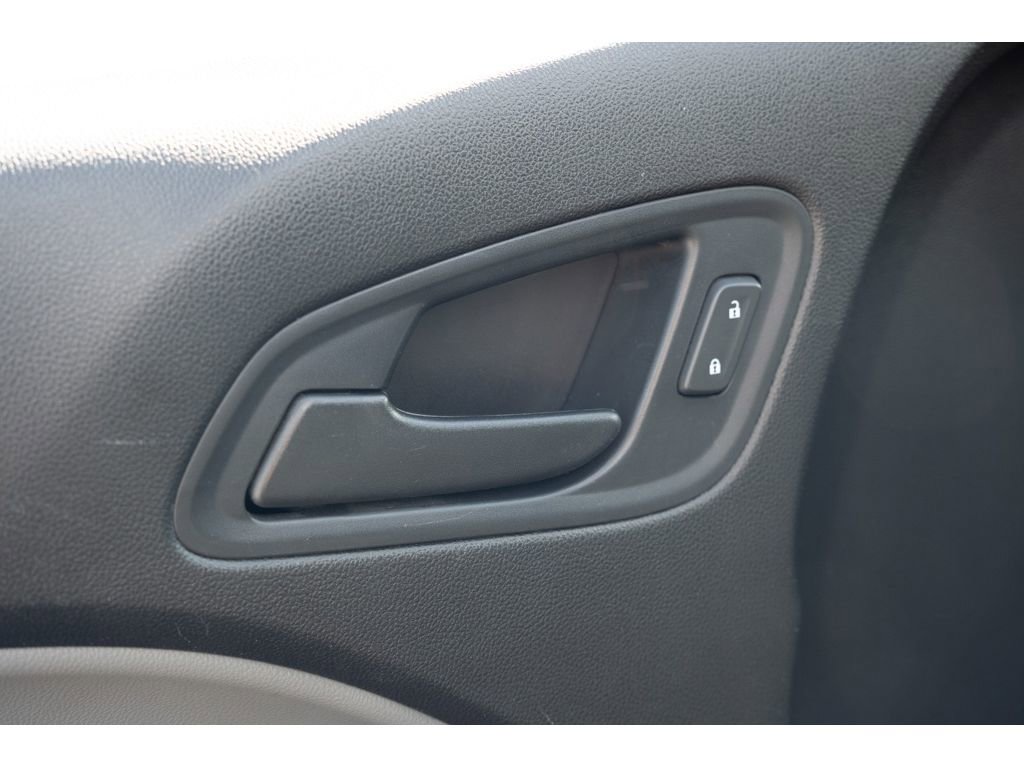 Used 2019 Chevrolet Colorado W/T RWD image 15