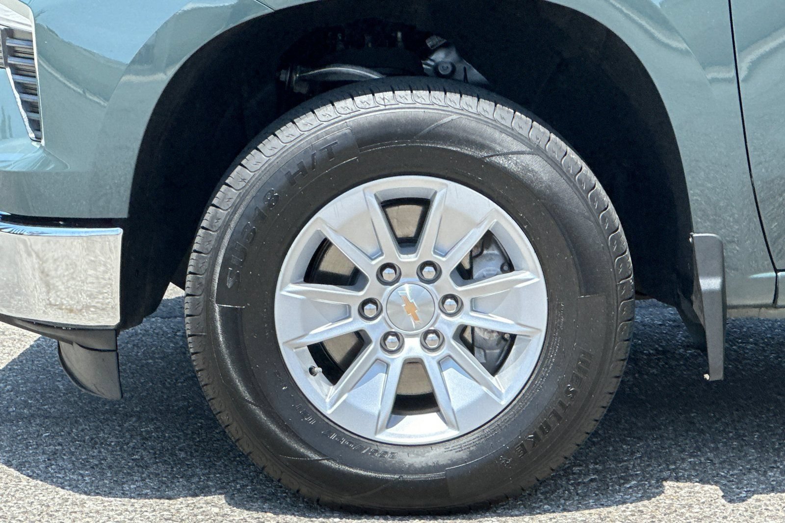 Used 2025 Chevrolet Silverado 1500 LT RWD image 24