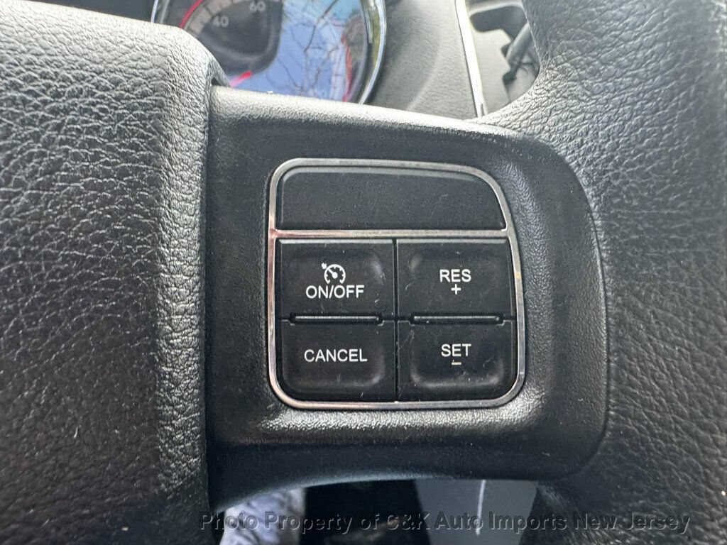 Used 2019 Dodge Grand Caravan SE w/ UConnect Hands-Free Group FWD image 21
